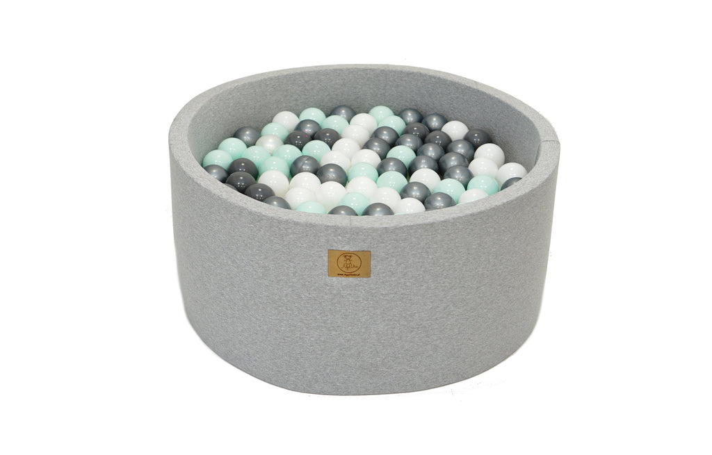 Ballpit light gray 90 x 40 + 250 balls ( mint, silver, white)