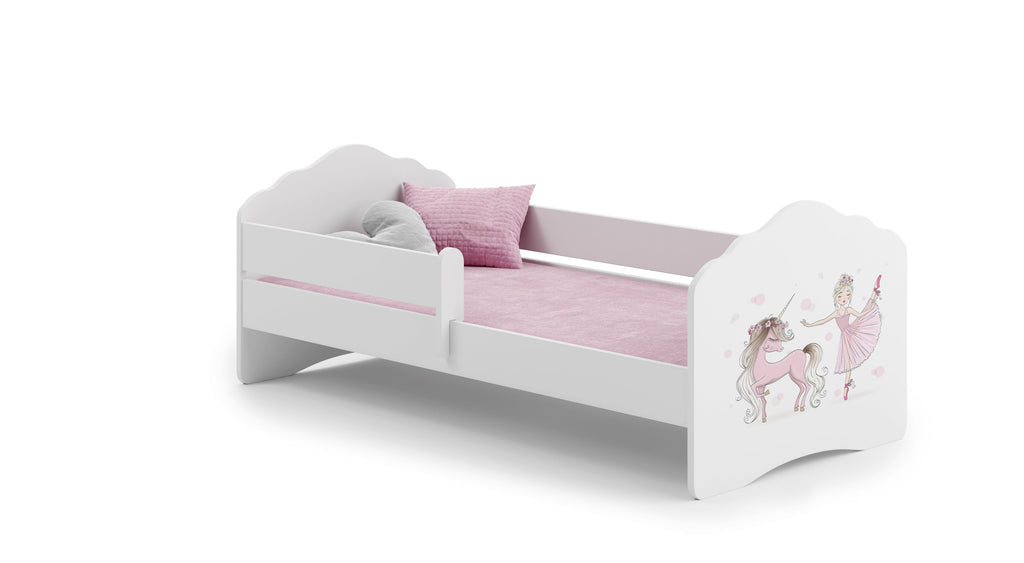 Kinderbed Fala 140x70 met grafische elementen voor kinderen en een balustrade, inclusief matras en onderstel